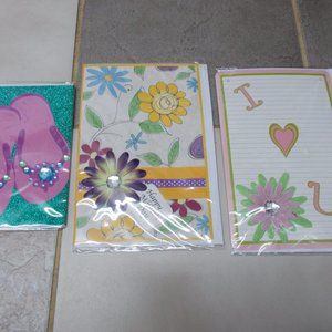New sealed in plastic, 3 Mother Day Cards